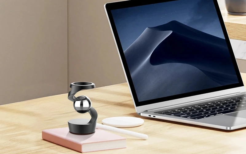 Aluminum Alloy Kinetic Spinning Desk Stress Relief Toy