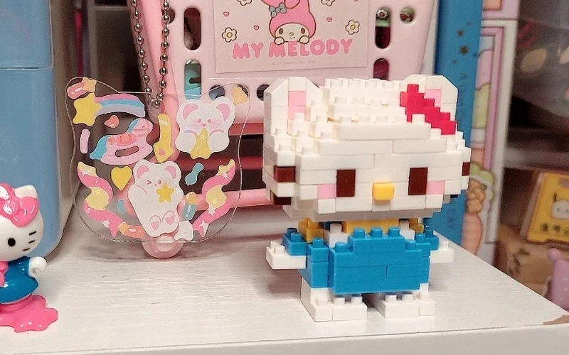 Cartoon Character Mini Building Blocks Assembly Toy Set