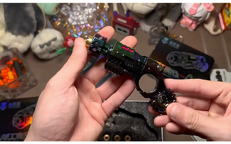 Metal Alloy Shell Ejecting Pistol Stress Relief Toy