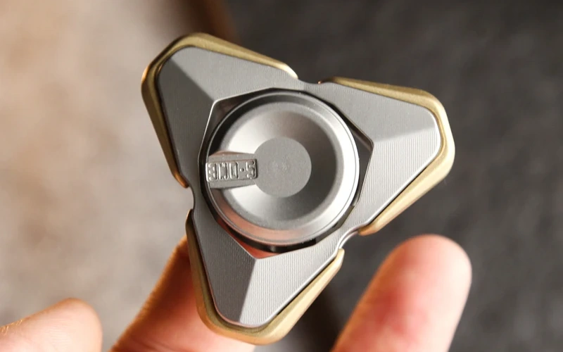 Metal Fidget Spinner Magnetic Stress Relief Spinning Top