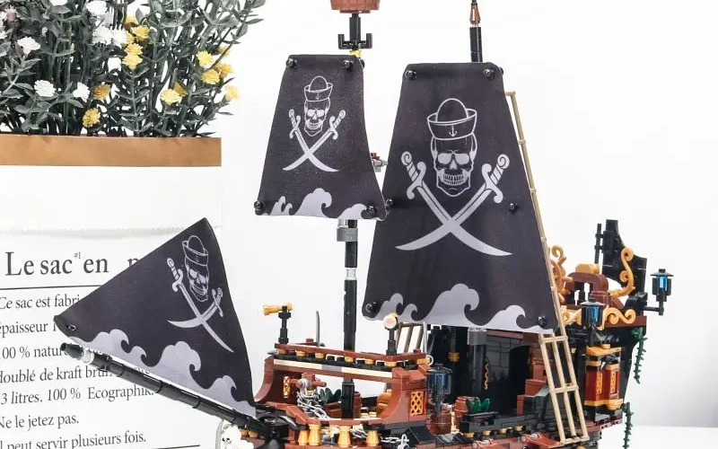 Pirate Ship Building Blocks Desktop Decoration Gift