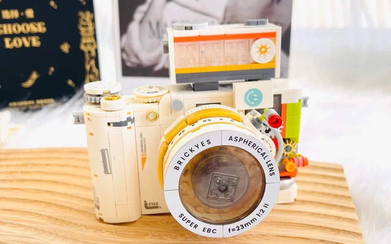 Retro Camera Building Blocks DIY Model Toy
